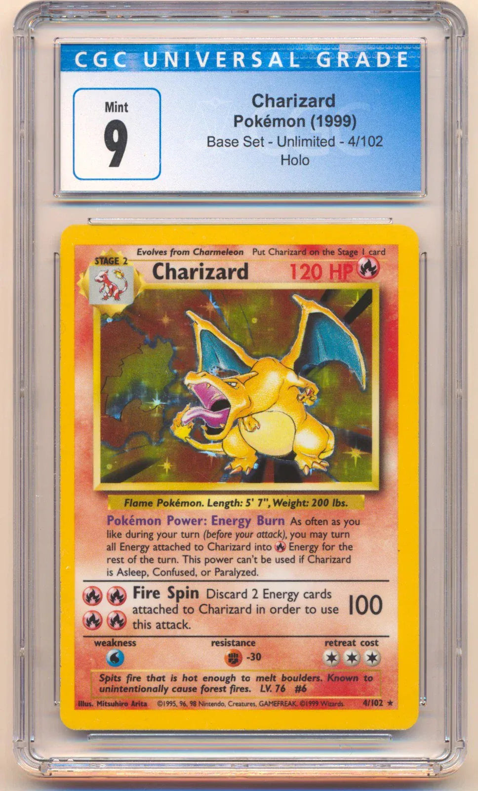 Charizard #4 Pokemon Base Set (Gradeado)