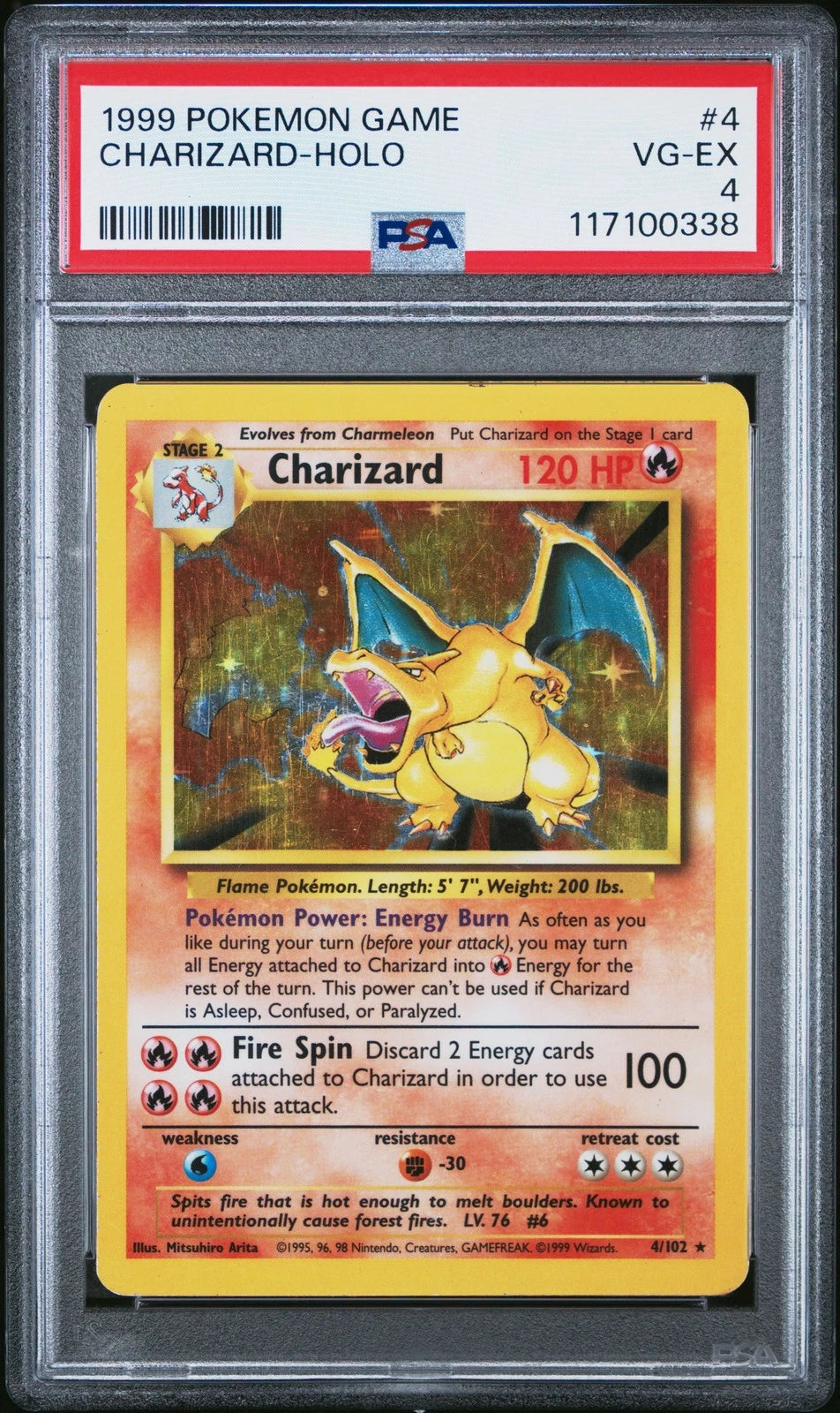 Charizard #4 Pokemon Base Set (Gradeado)