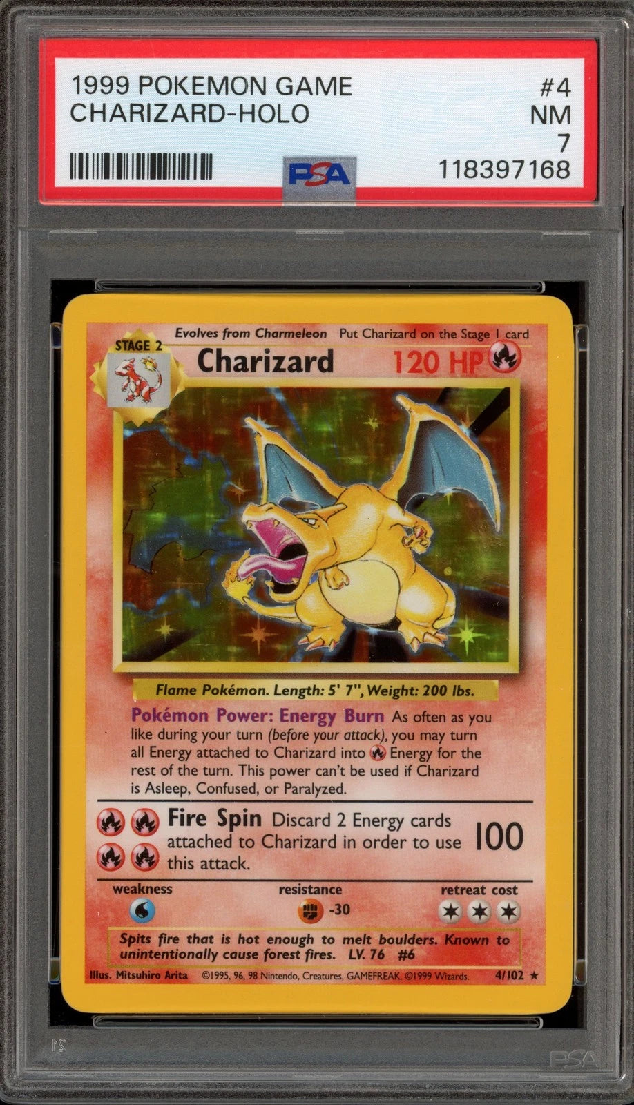 Charizard #4 Pokemon Base Set (Gradeado)