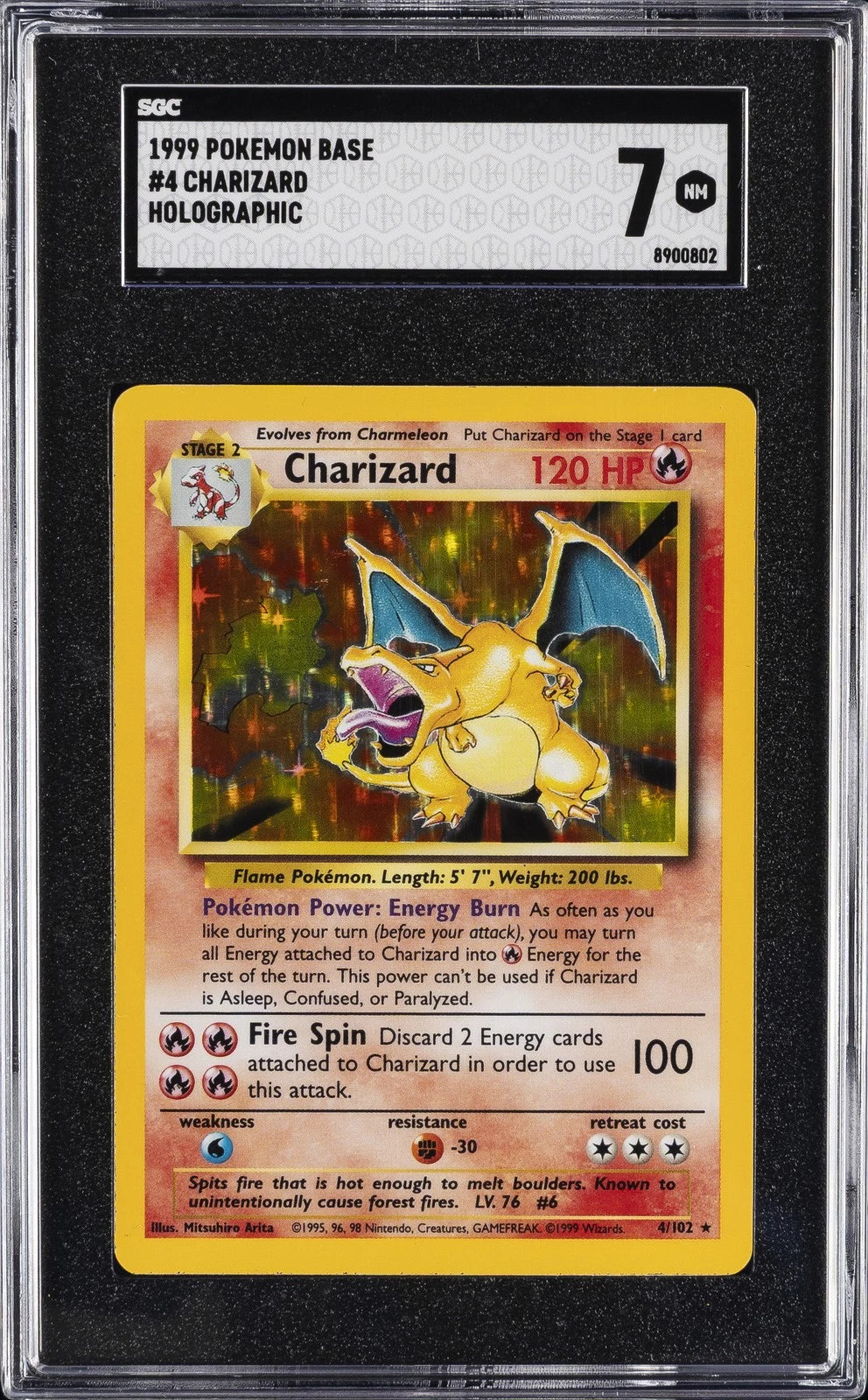 Charizard #4 Pokemon Base Set (Gradeado)
